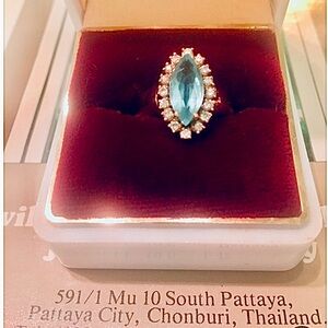14k Gold Aquamarine Ring. From jeweler in Pattaya. Sz 5 1/4. No stamp.